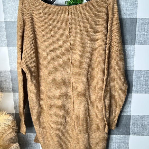 Free People Oversized Sweater - Picture 6 of 6